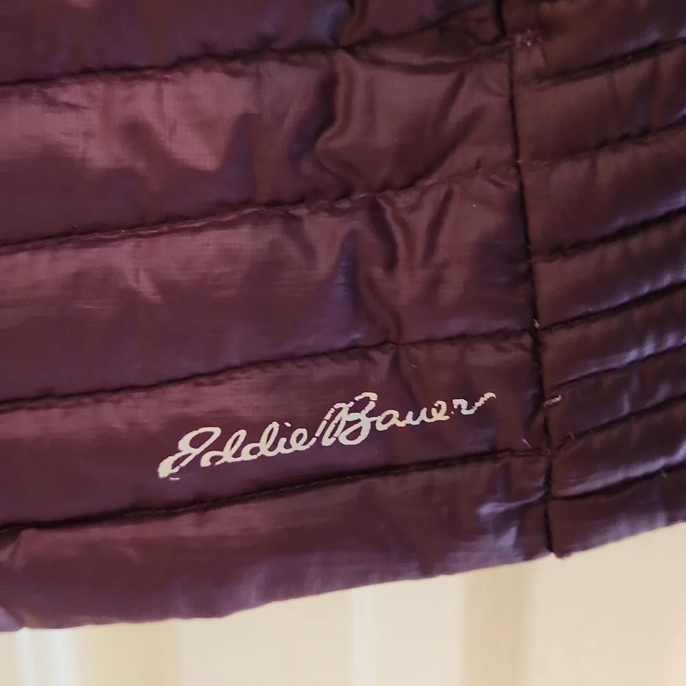 Eddie Bauer first Ascent down jacket size small - Picture 4 of 7